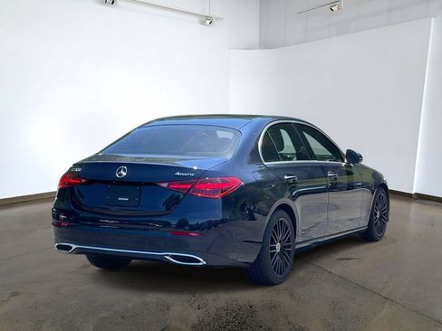 Used 2023 Mercedes-Benz C 300 4MATIC Sedan image 4