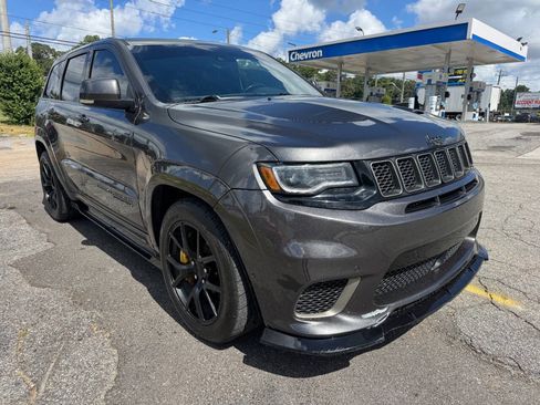 Used 2021 Jeep Grand Cherokee Trackhawk AWD/4WD image 8