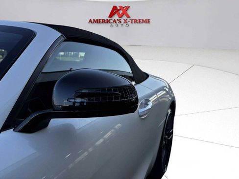 Used 2018 Mercedes-Benz AMG GT Roadster image 12