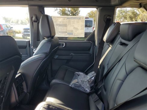 New 2025 Ford Bronco Badlands image 27