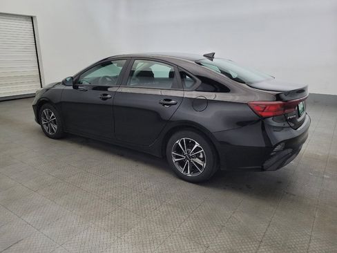 Used 2023 Kia Forte LXS image 3