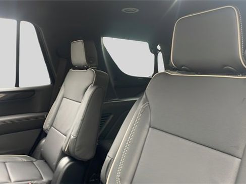New 2026 GMC Yukon Elevation image 18