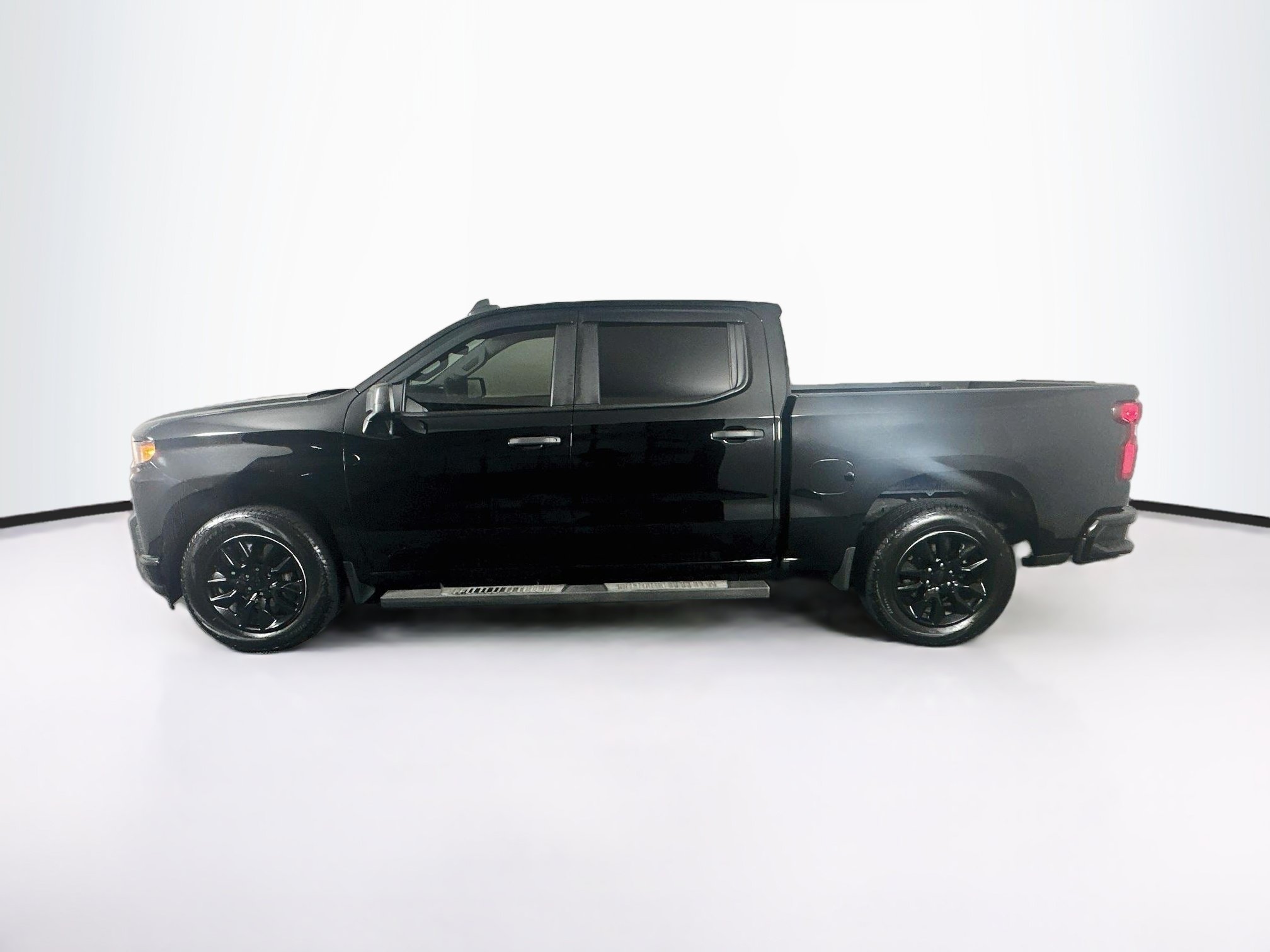 Used 2021 Chevrolet Silverado 1500 Custom RWD image 4