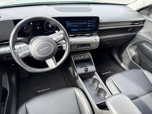 Certified 2025 Hyundai Kona Limited FWD image 17