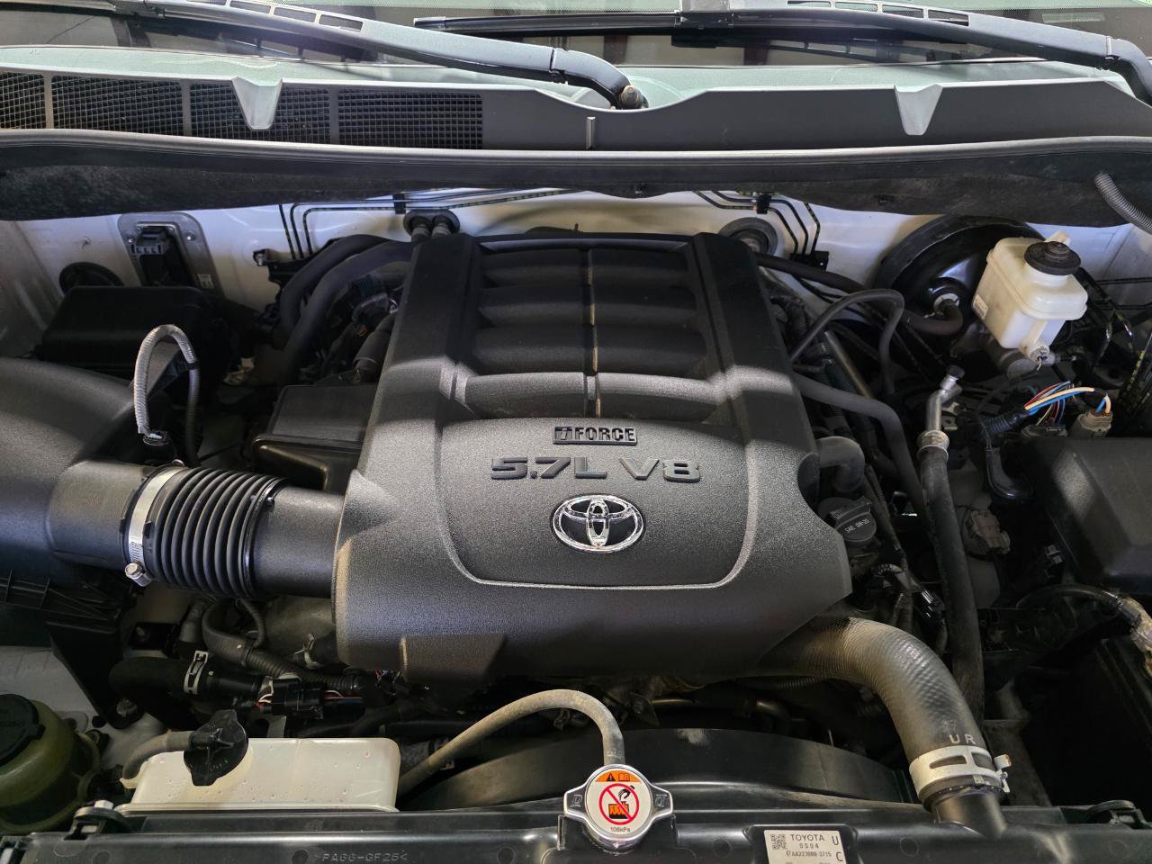 Used 2019 Toyota Tundra SR5 w/ TRD Off Road Package AWD/4WD image 35