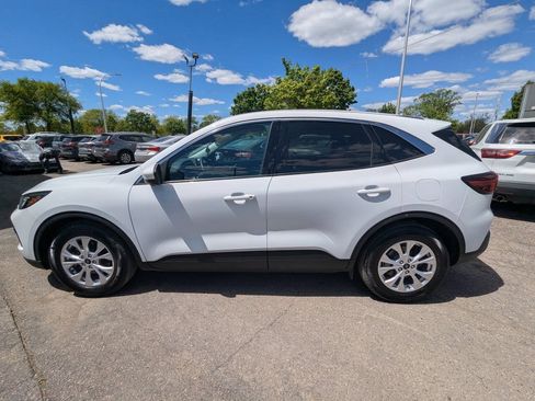 Used 2023 Ford Escape Active w/ Tech Pack #2 FWD image 4
