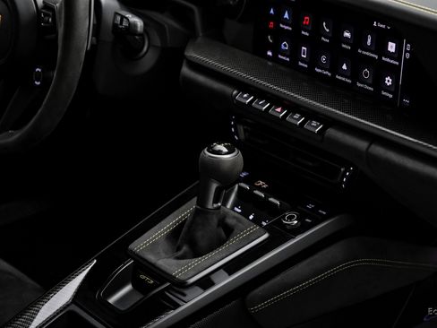 Used 2022 Porsche 911 GT3 image 54