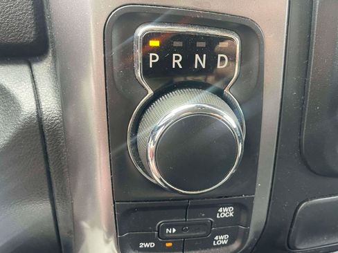 Used 2021 RAM 1500 Classic SLT AWD/4WD image 16