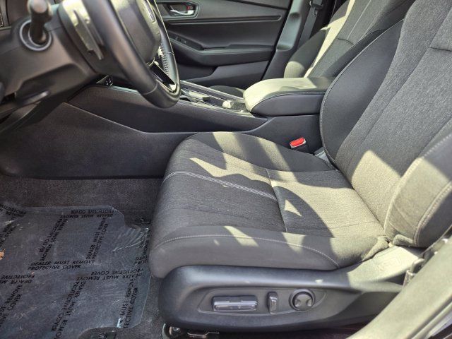Used 2023 Honda Accord Sport image 15