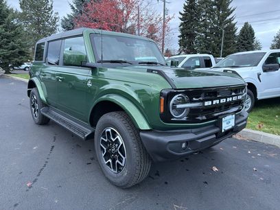 New 2025 Ford Bronco Outer Banks