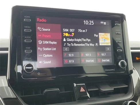 Used 2021 Toyota Corolla LE image 27