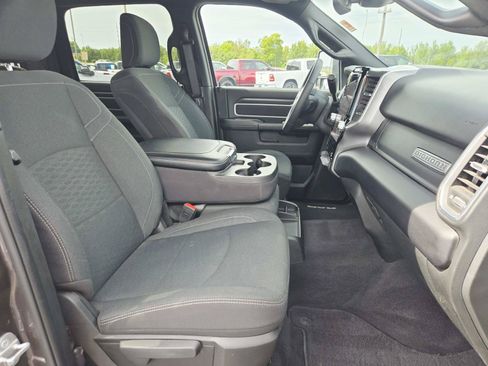 Used 2025 RAM 2500 Big Horn AWD/4WD image 17