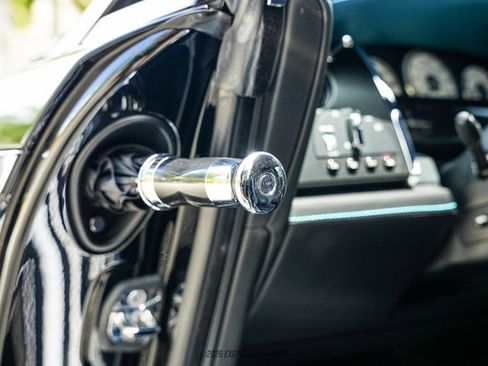 Used 2019 Rolls-Royce Wraith RWD image 45