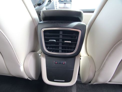 Used 2019 Lincoln Nautilus Reserve image 42