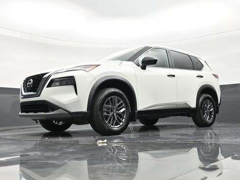 Used 2023 Nissan Rogue S FWD image 21