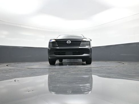 Certified 2025 Nissan Kicks SV image 36