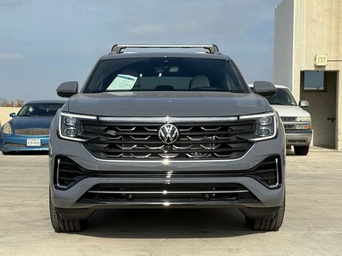 New 2026 Volkswagen Atlas Cross Sport SEL Premium R-Line image 6