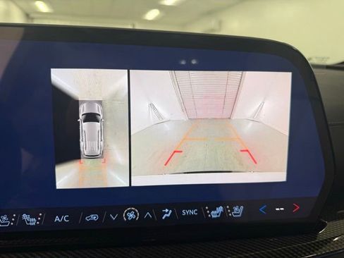 New 2026 Chevrolet Traverse High Country w/ LPO, Floor Liner Package image 21