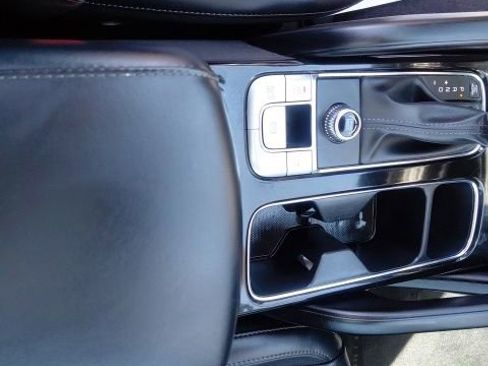 Certified 2025 Kia Telluride S FWD image 14