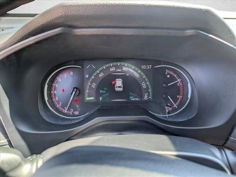 Used 2023 Toyota RAV4 LE FWD image 10