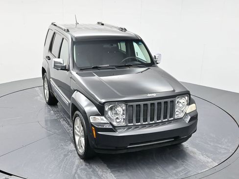 Used 2011 Jeep Liberty Sport image 35
