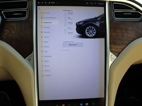 Used 2017 Tesla Model X 75D AWD/4WD image 29