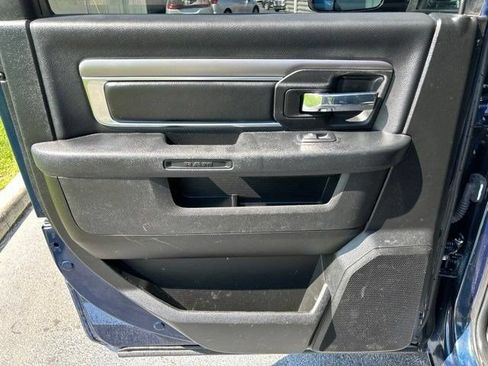 Used 2022 RAM 1500 Warlock AWD/4WD image 39