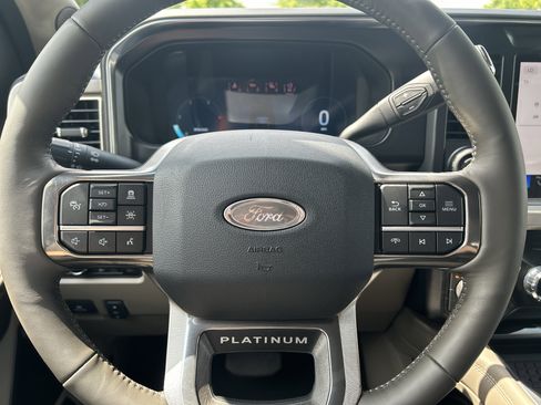 Used 2026 Ford F450 Platinum w/ Platinum Plus Package AWD/4WD image 17