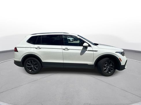 Used 2022 Volkswagen Tiguan SE FWD image 5