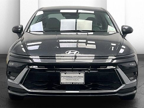 Certified 2025 Hyundai Sonata SE image 2