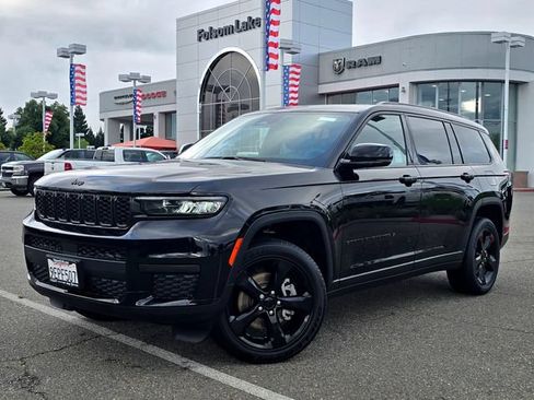 Used 2023 Jeep Grand Cherokee L Laredo AWD/4WD image 3