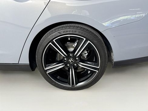 Used 2023 Honda Accord Sport image 35