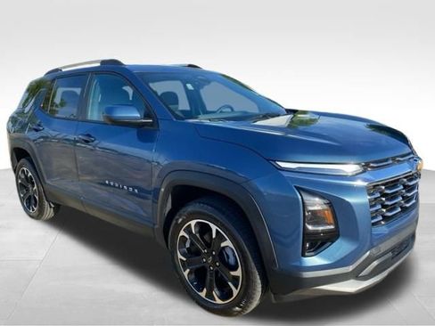 New 2026 Chevrolet Equinox LT w/ Safety and Technology Package AWD/4WD image 3