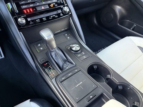 Used 2022 Lexus IS 350 F Sport w/ Navigation Package image 24