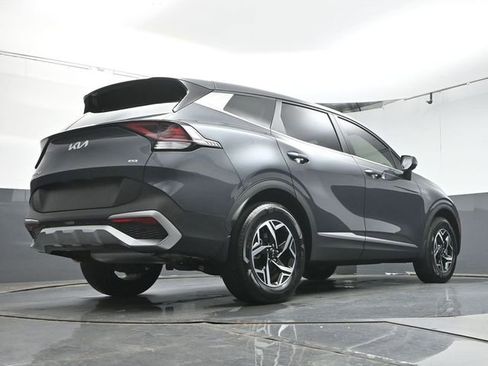 Used 2025 Kia Sportage LX AWD/4WD image 36