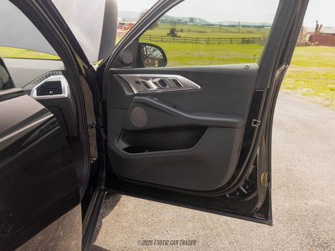 Used 2023 BMW XM image 85