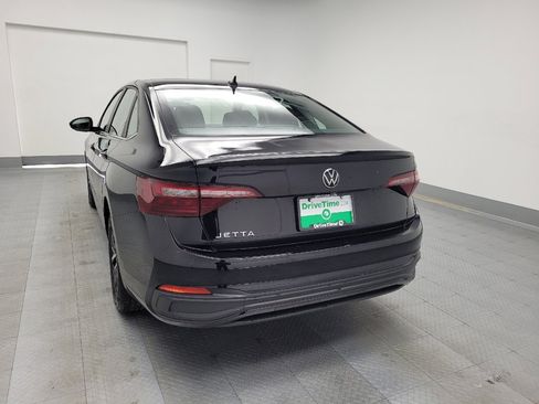 Used 2024 Volkswagen Jetta S image 6