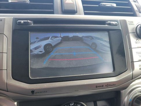 Used 2016 Toyota 4Runner SR5 AWD/4WD image 21