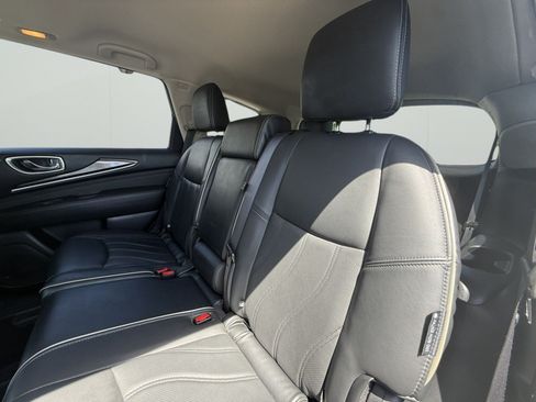 Used 2019 INFINITI QX60 Luxe w/ Essential Package AWD/4WD image 27