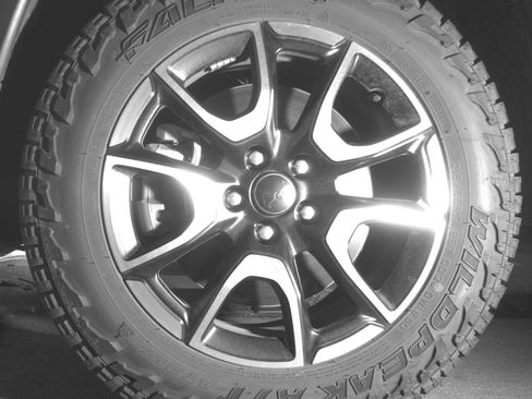 Used 2025 Jeep Compass Trailhawk AWD/4WD image 12