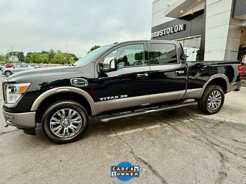 Used 2018 Nissan Titan Platinum Reserve w/ Platinum Utility Package image 8