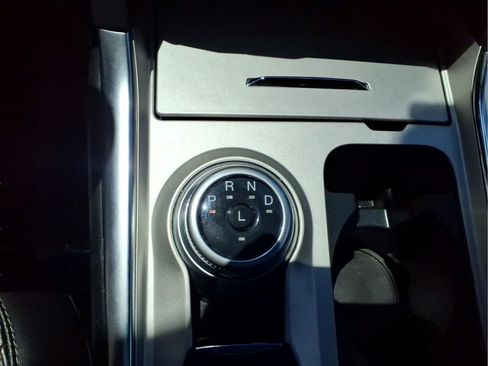 Used 2023 Ford Explorer XLT w/ Equipment Group 202A AWD/4WD image 25