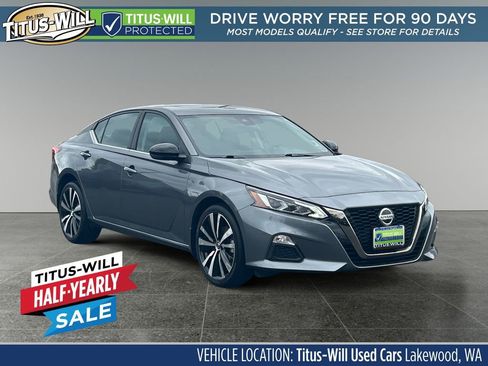 Used 2021 Nissan Altima 2.5 SR w/ SR Premium Package AWD/4WD image 1