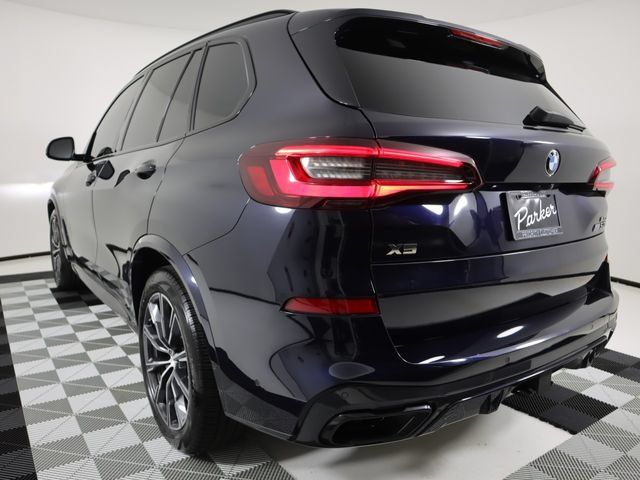 Used 2022 BMW X5 M50i w/ Parking Assistance Package AWD/4WD image 3