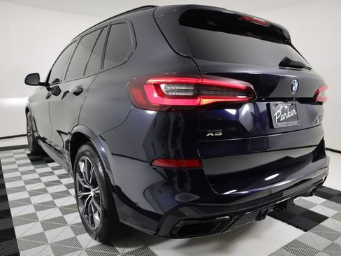 Used 2022 BMW X5 M50i w/ Parking Assistance Package AWD/4WD image 3