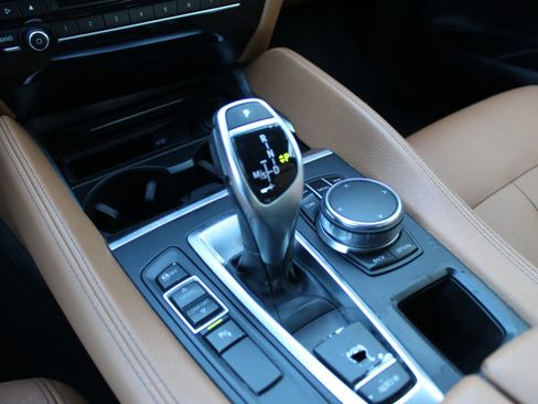 Used 2018 BMW X6 sDrive35i w/ Lighting Package RWD image 16