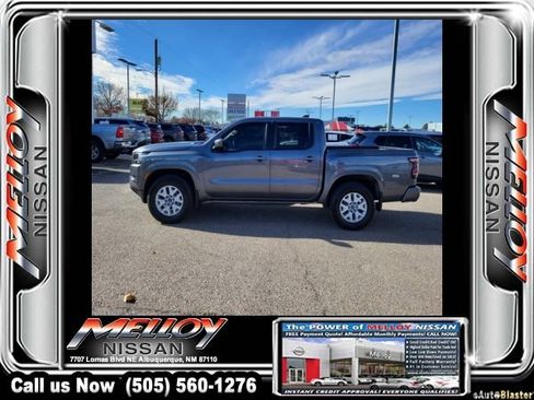 Used 2023 Nissan Frontier SV w/ Tow Package image 2