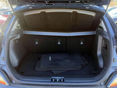 Used 2023 Hyundai Kona SEL image 7