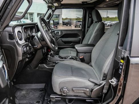 Used 2025 Jeep Wrangler Sport AWD/4WD image 78
