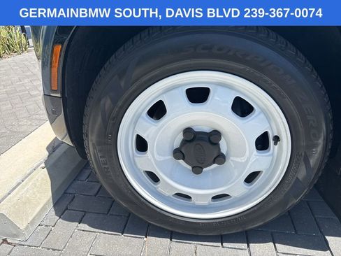 Used 2025 Land Rover Defender 110 S AWD/4WD image 18